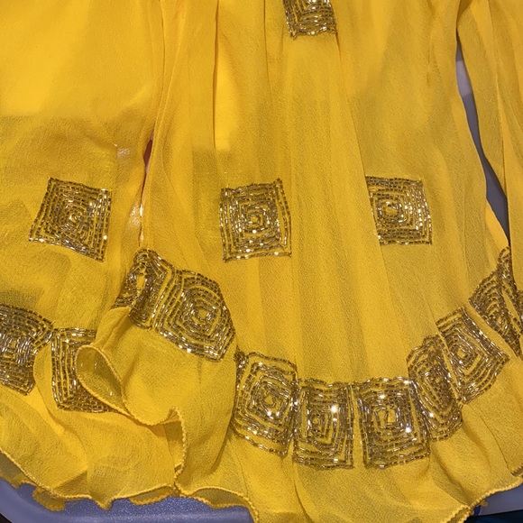 Beautiful Top size L color: yellow - Picture 8 of 10